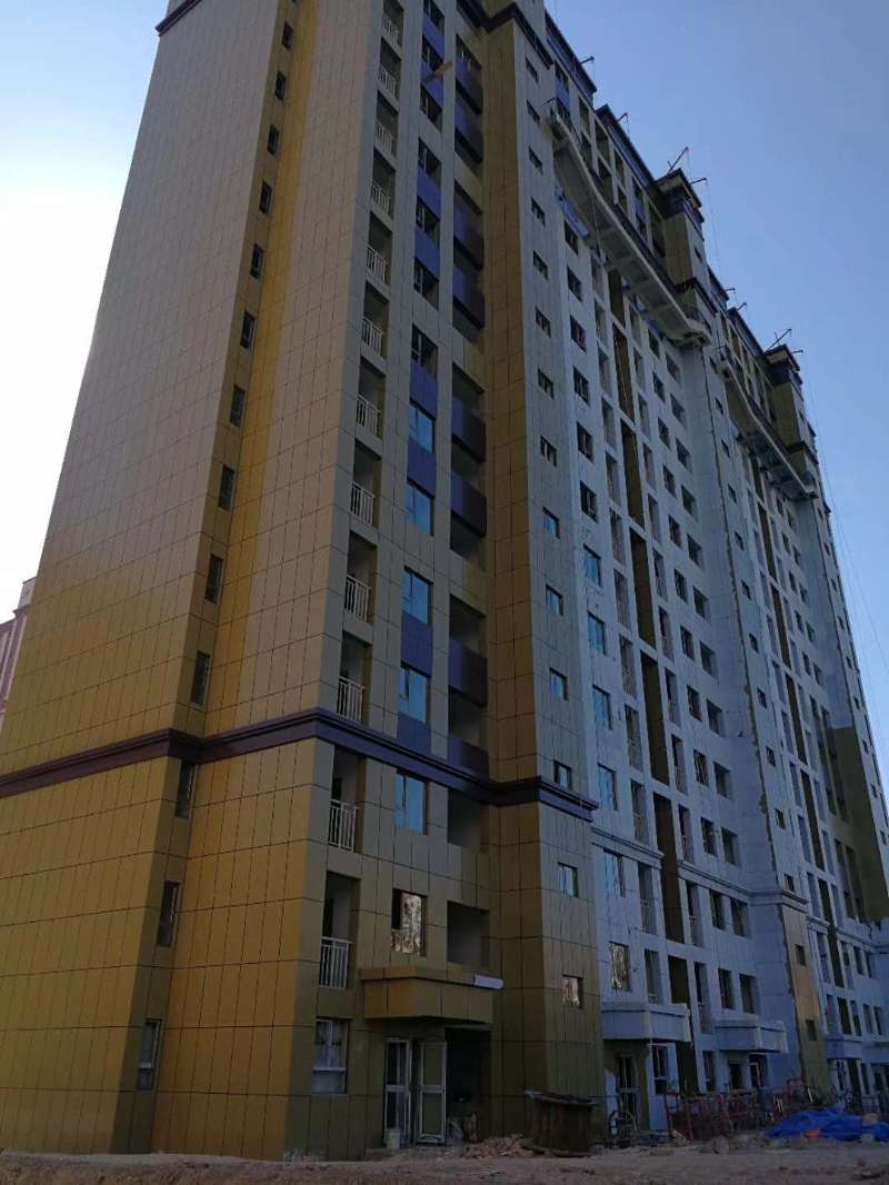 伊寧市開發(fā)區(qū)邊防檢查站經(jīng)濟(jì)使用房硅酸鈣板復(fù)合巖棉1.1萬平方